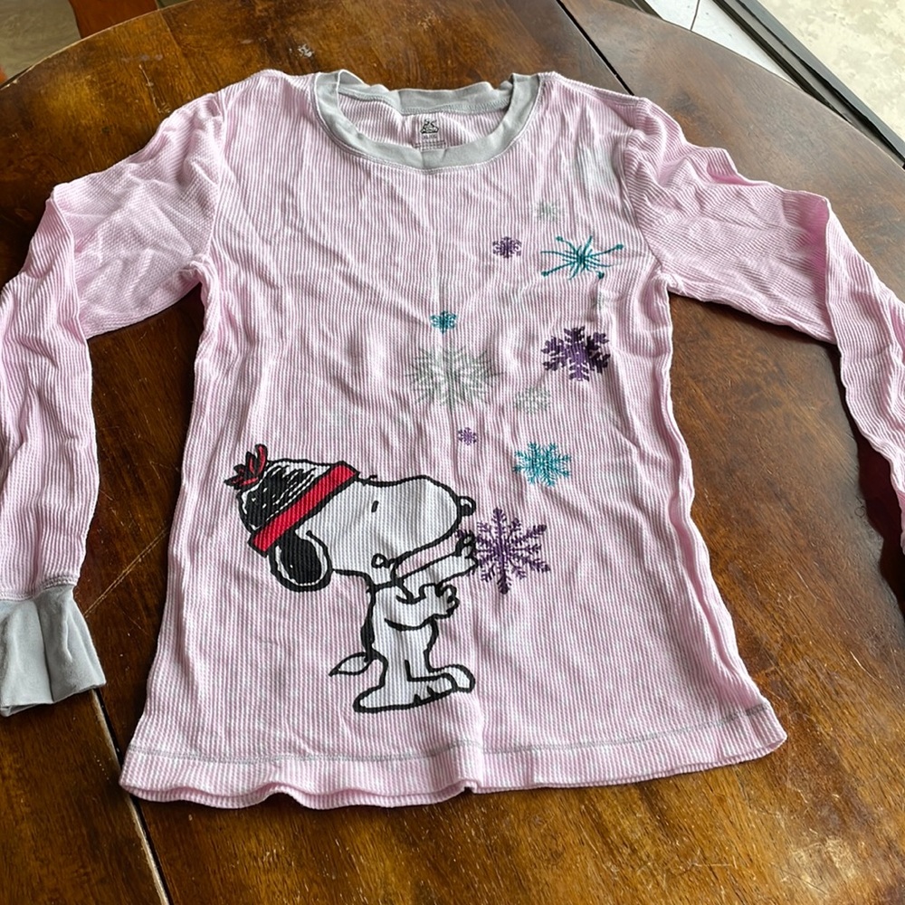 Peanuts Snoopy long sleeve thermal top juniors XL